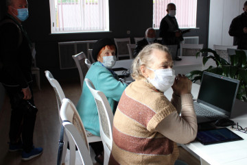 "`Array.title|replace:\