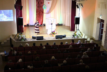 "`Array.title|replace:\