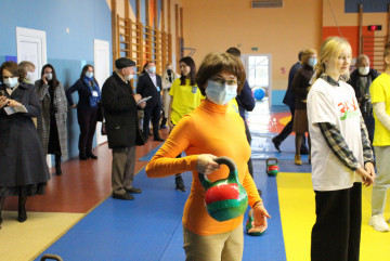 "`Array.title|replace:\