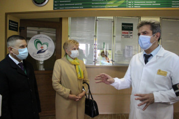 "`Array.title|replace:\