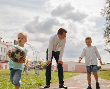 "`Array.title|replace:\