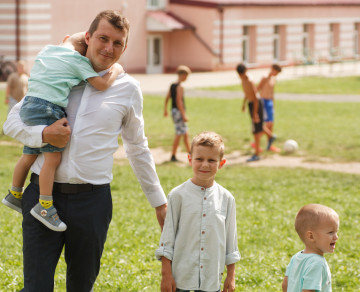 "`Array.title|replace:\