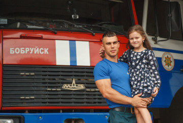 "`Array.title|replace:\