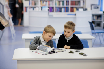 "`Array.title|replace:\