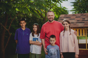 "`Array.title|replace:\