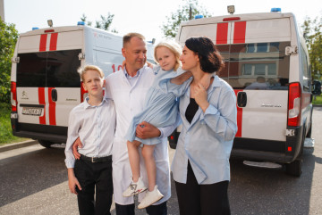 "`Array.title|replace:\