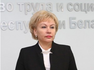 "`Array.title|replace:\